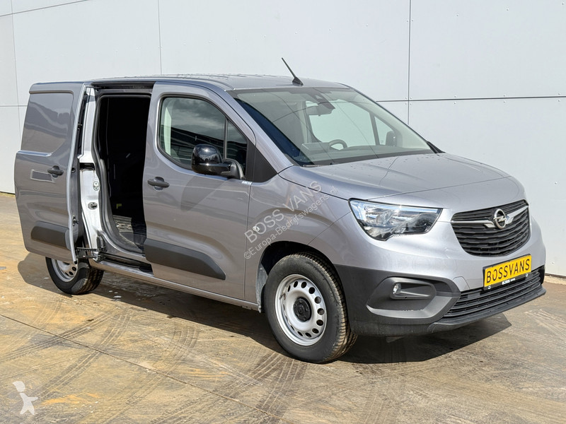 Furgoneta Opel 50kWh 136PK Elektrisch! L1 285KM...