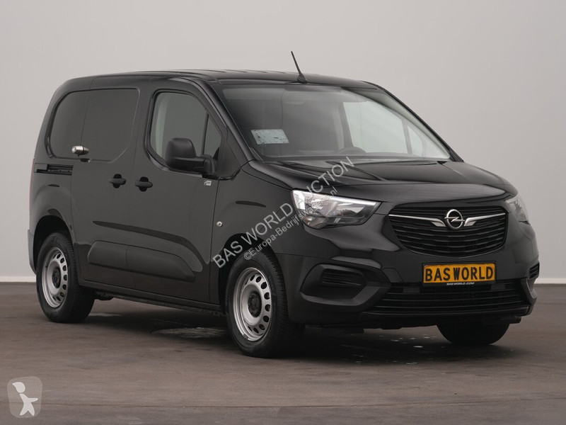 Haszongépjármű Opel e 136pk -e