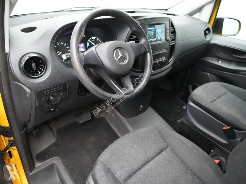 Furgoneta Mercedes