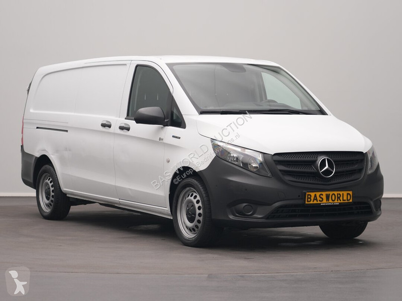 Furgoneta Mercedes