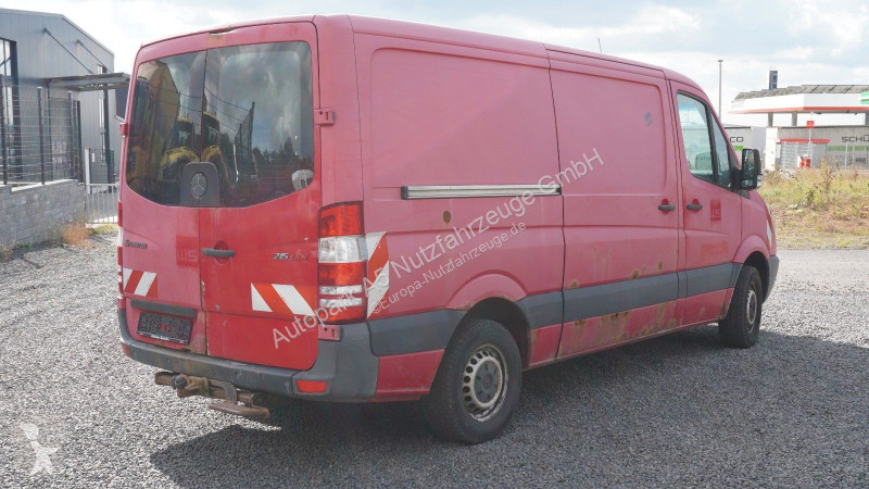 Haszongépjármű Mercedes 215 CDI