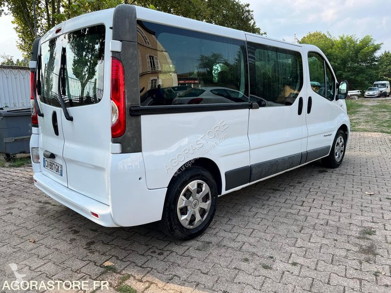 Veículo utilitário Renault TRAFIC