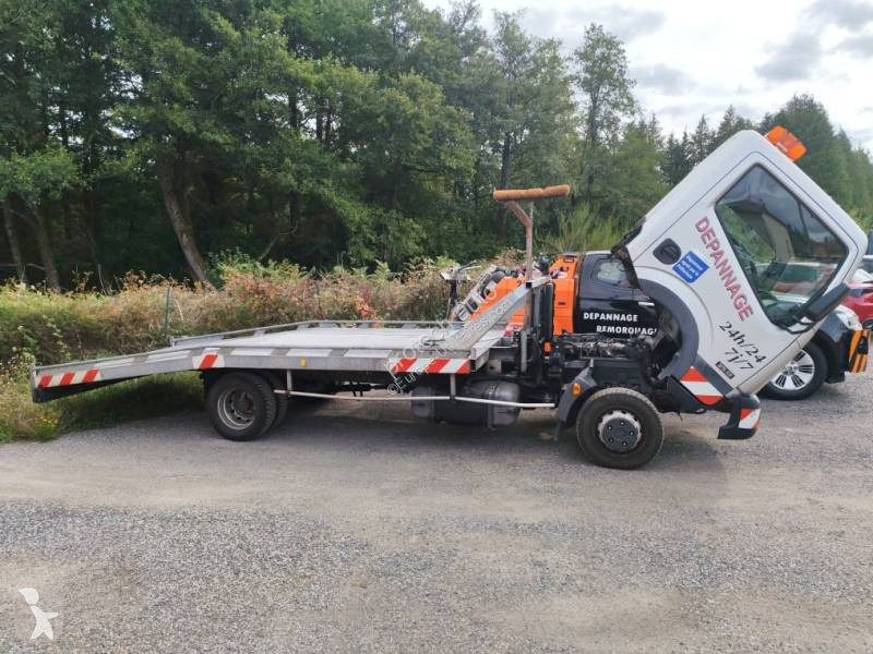 Haszongépjármű Nissan 130.35