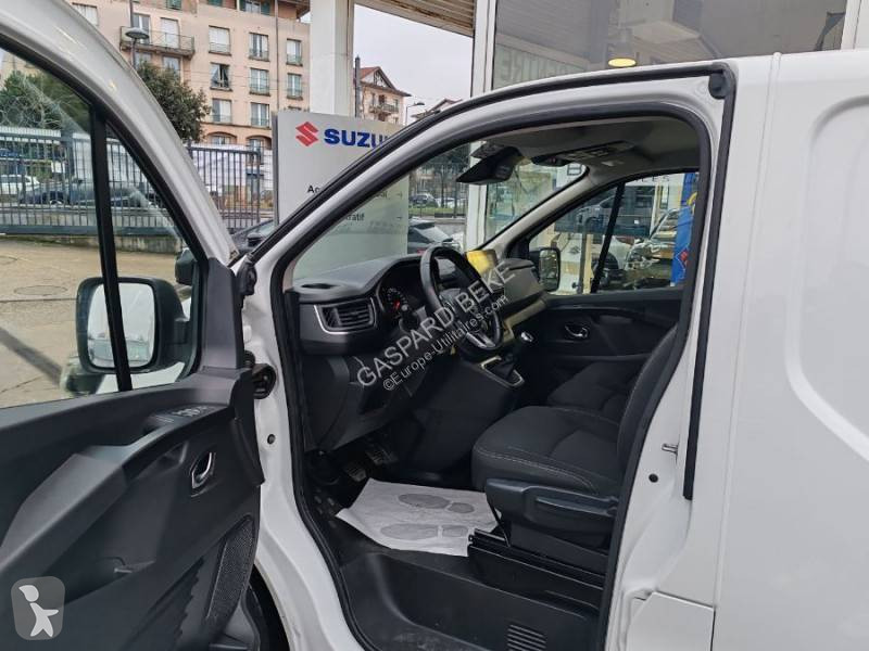 Haszongépjármű Nissan