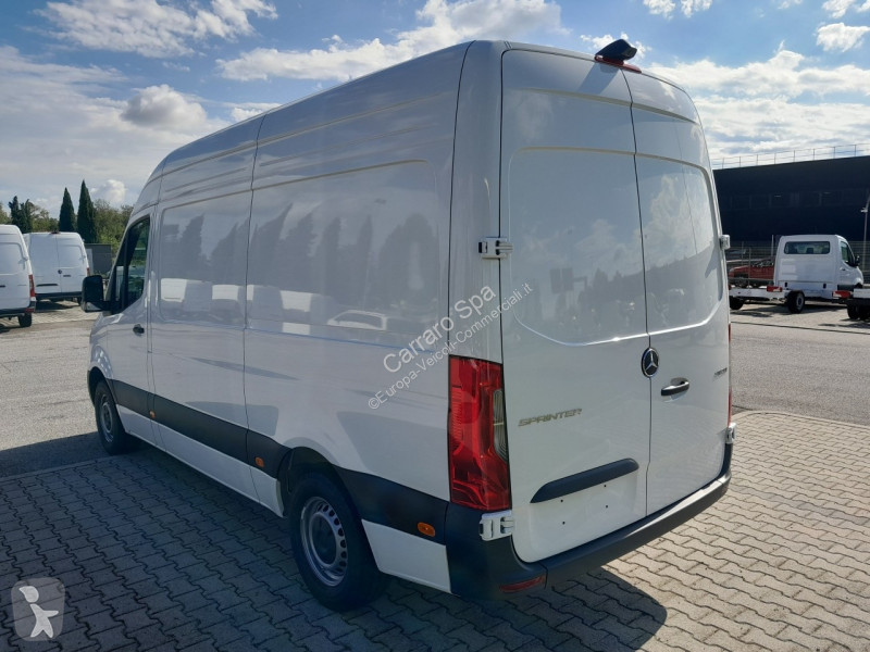 Haszongépjármű Mercedes