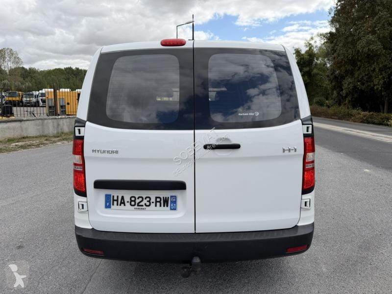 Veículo utilitário Hyundai H-1