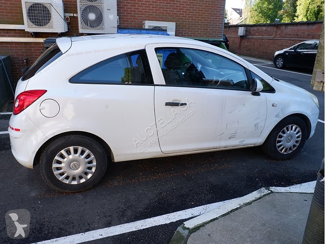 Veículo utilitário Opel