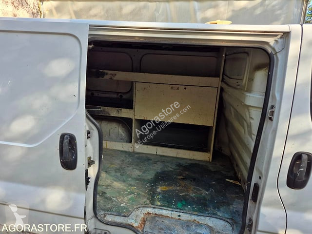 Veículo utilitário Renault TRAFIC