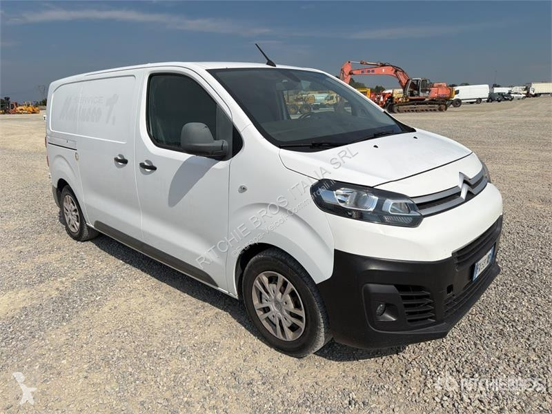 Veículo utilitário Citroën Cargo Van