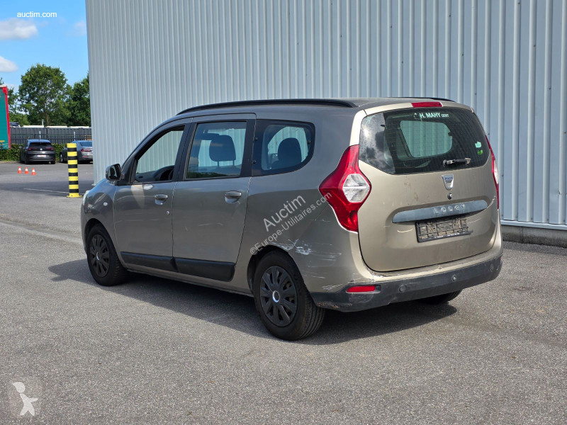 Furgoneta Dacia lodgy