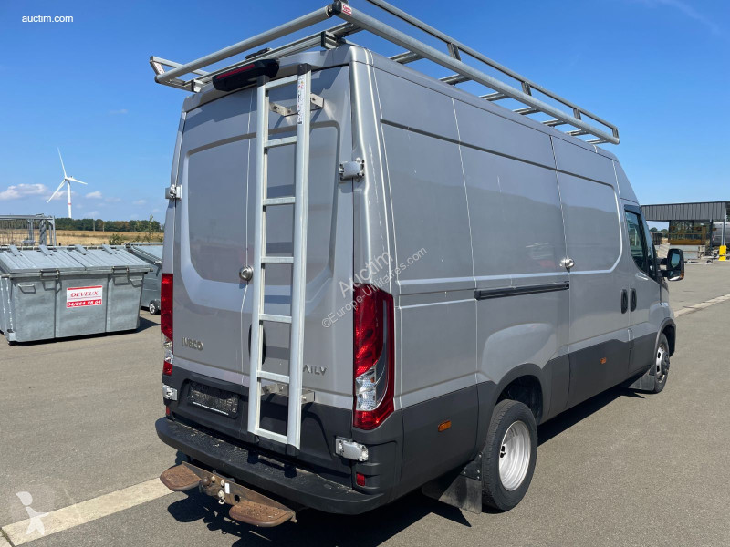 Furgoneta Iveco daily