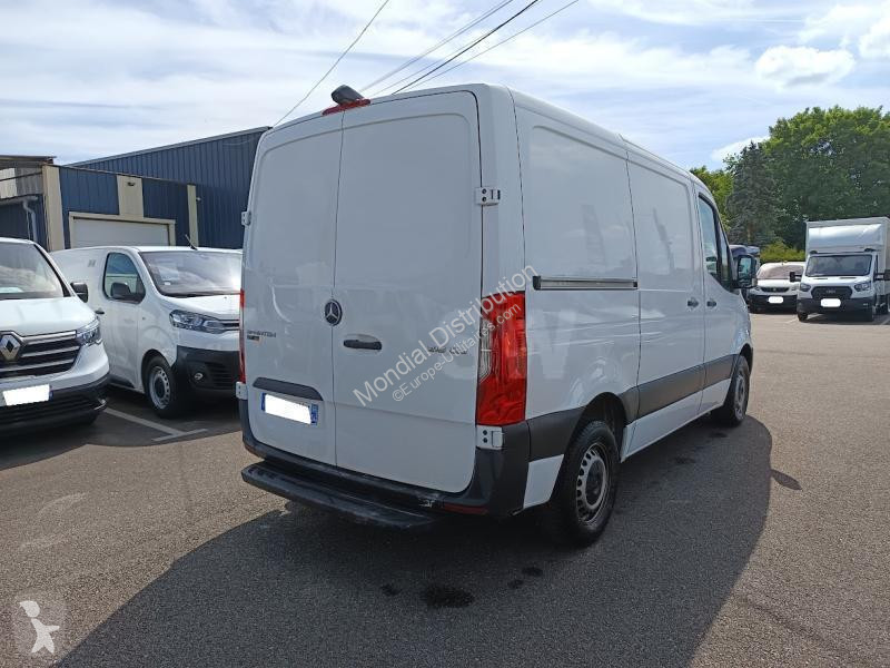 Veículo utilitário Mercedes 215 CDI