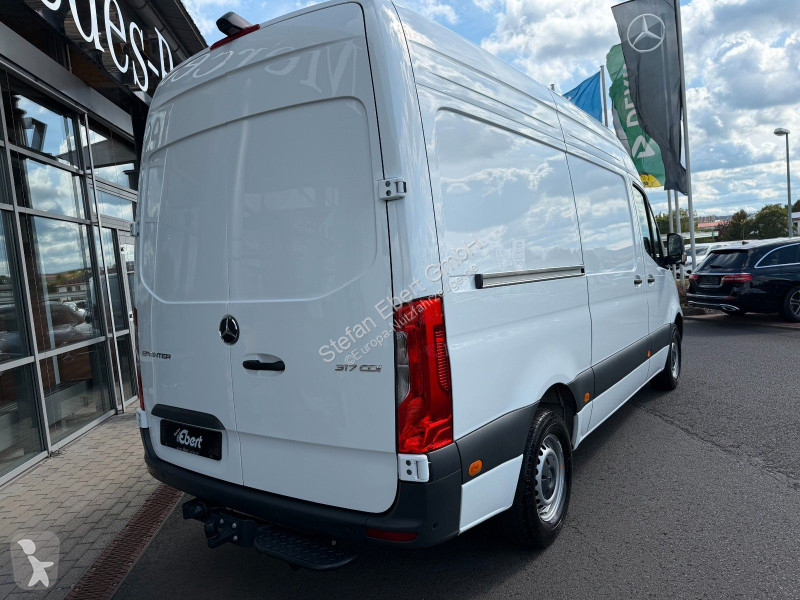 Furgoneta Mercedes 317 CDI 9G 3665 AHK3,5to...