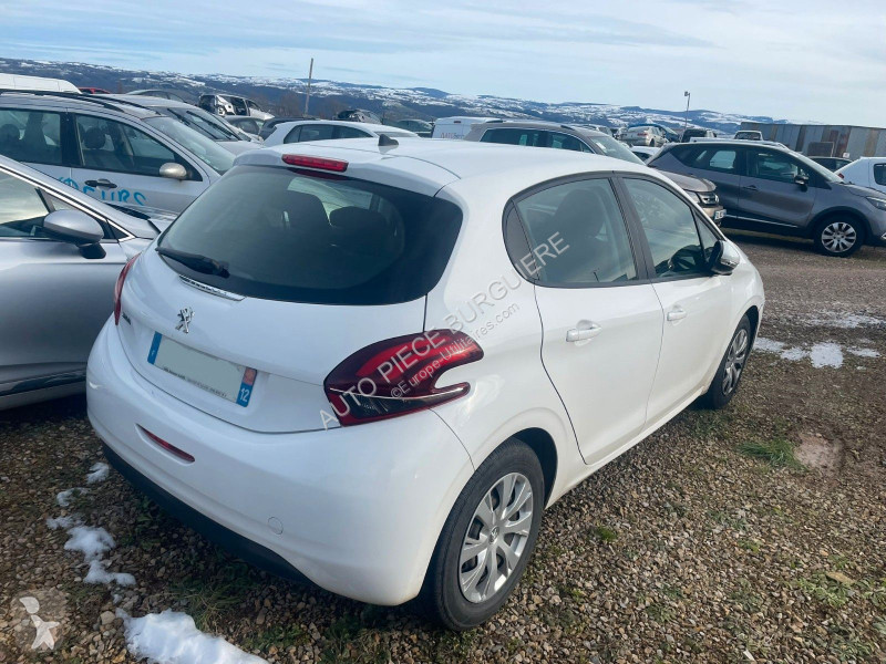 Veículo utilitário Peugeot 1.6 BlueHDi 75 / ET247