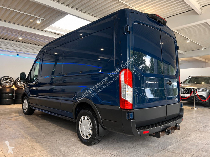 Furgoneta Ford...