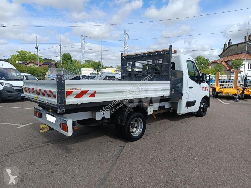 Véhicule utilitaire Renault 2.3L DCI 145 CONFORT