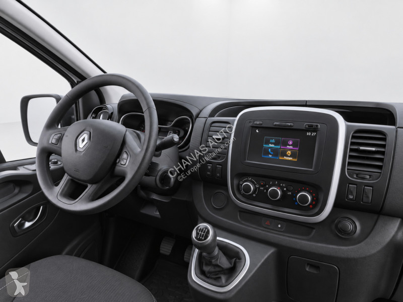 Véhicule utilitaire Renault L1H1 1200 KG 2.0...