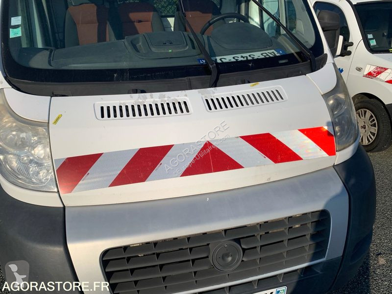 Véhicule utilitaire Fiat DUCATO