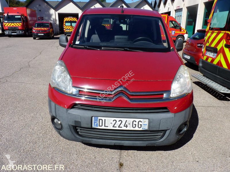 Véhicule utilitaire Citroën BERLINGO
