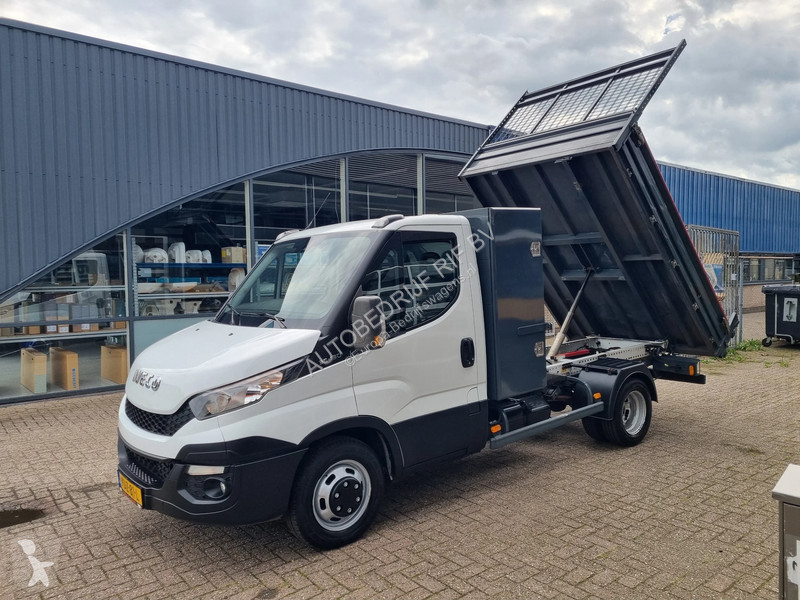 Užitkové vozidlo Iveco 35C15 3.0D/ Kipper/ Airco