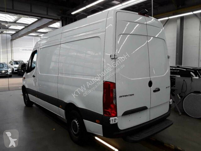 Autoutilitară Mercedes Sprinter 317...