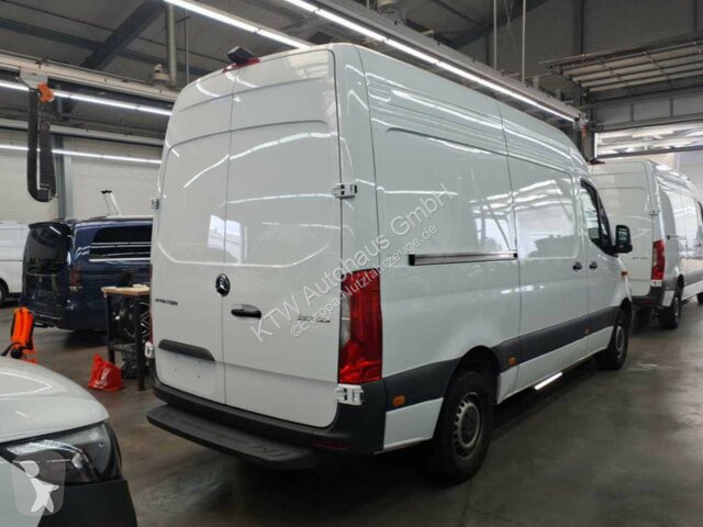 Autoutilitară Mercedes Sprinter 317...