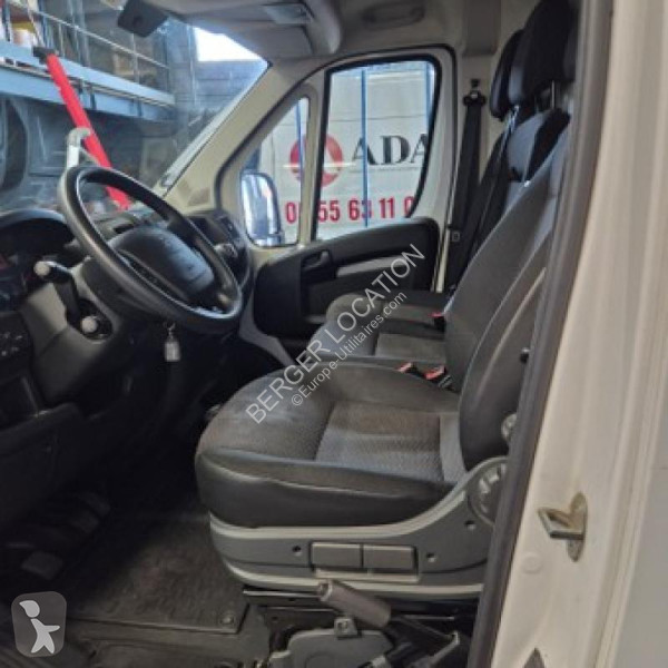 Véhicule utilitaire Peugeot  Boxer