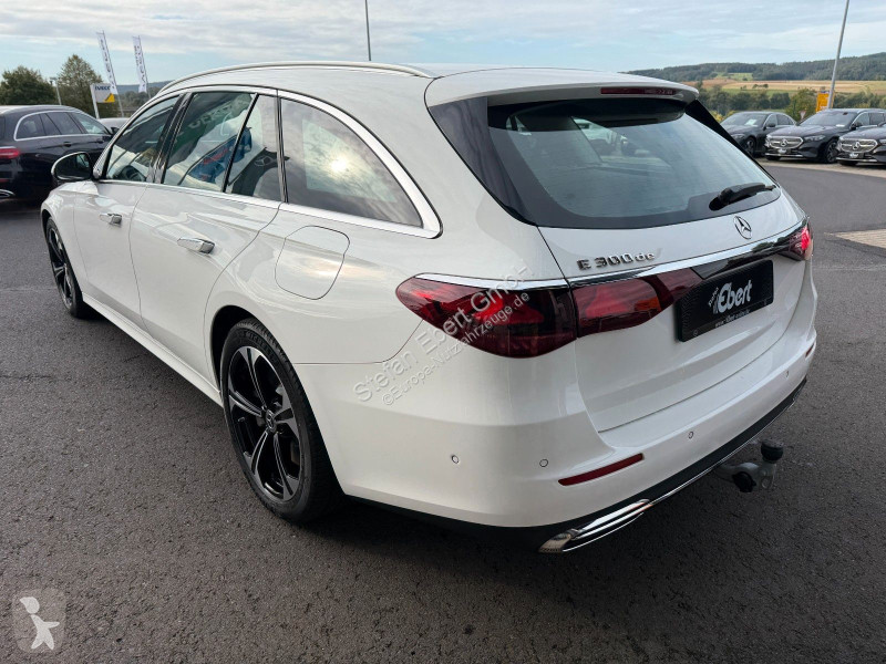 Užitkové vozidlo Mercedes E 300de Avantgarde...