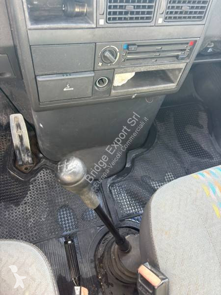 Véhicule utilitaire Iveco 35.10
