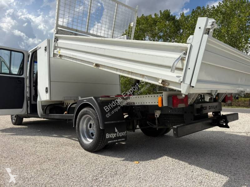Veículo utilitário Iveco 35C14