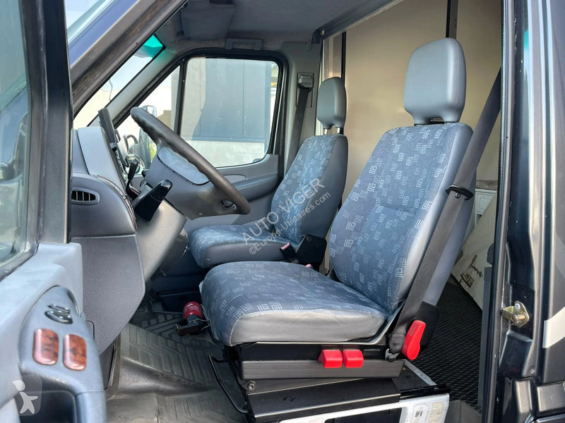 Veículo utilitário Mercedes 416