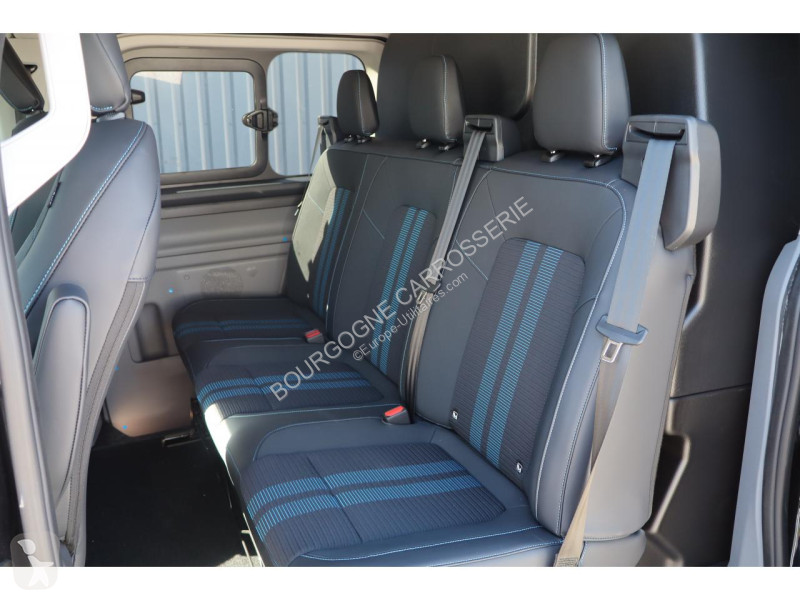 Véhicule utilitaire Ford