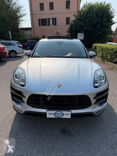Véhicule utilitaire Porsche