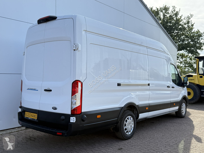 Užitkové vozidlo Ford 68kWh 184PK L4H3 317km...