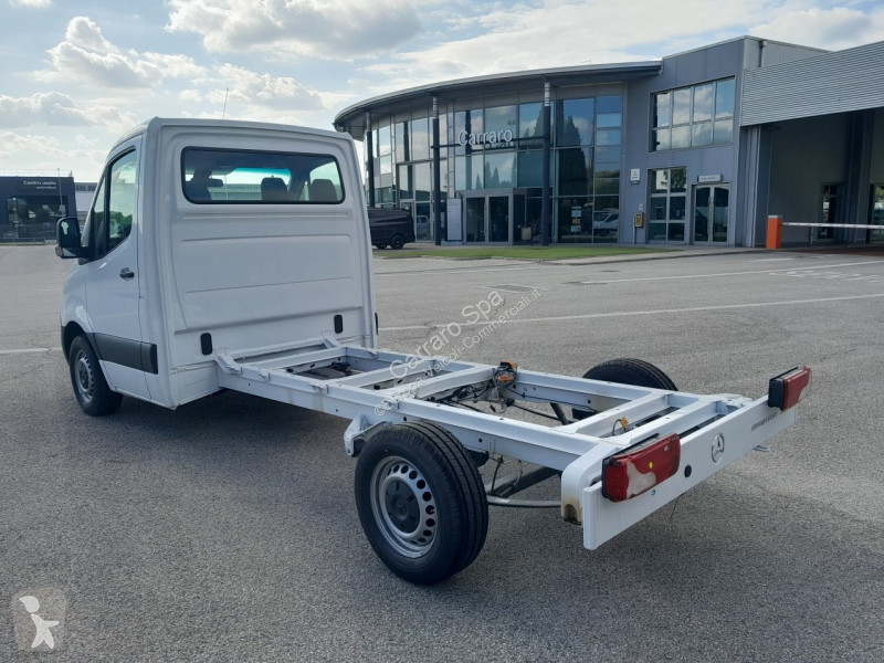 Véhicule utilitaire Mercedes SPRINTER TELAIO...