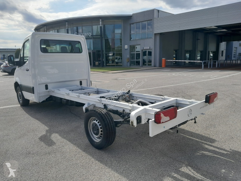 Véhicule utilitaire Mercedes Telaio Traz. Post