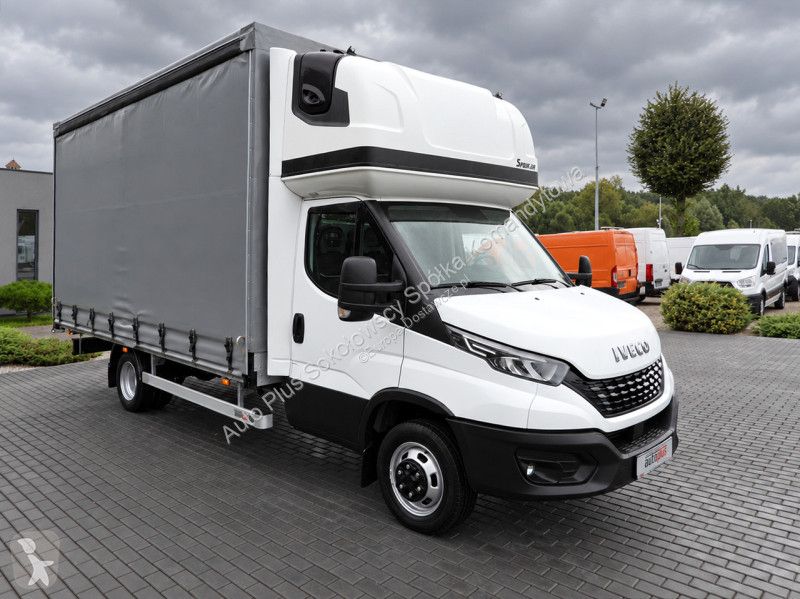 Véhicule utilitaire Iveco 50C18 DAILY