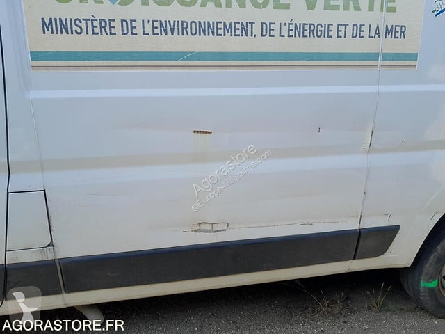 Véhicule utilitaire