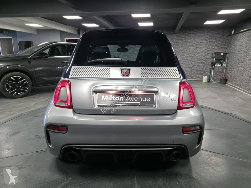 Véhicule utilitaire Abarth