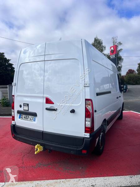 Véhicule utilitaire Renault 145 DCI