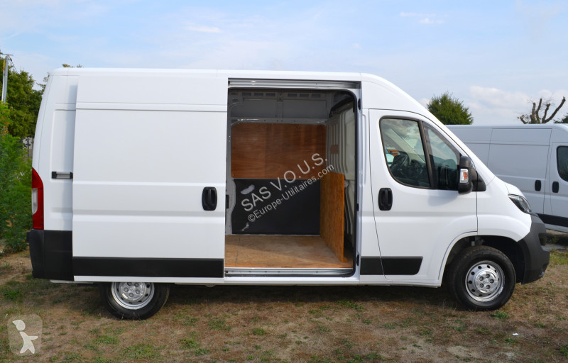 عربة نفعية Peugeot PEUGEOT BOXER FG 330 L2H2...