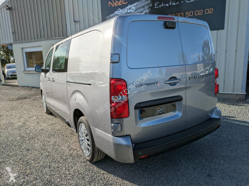 Véhicule utilitaire Peugeot REMORQUE CARGO VAN