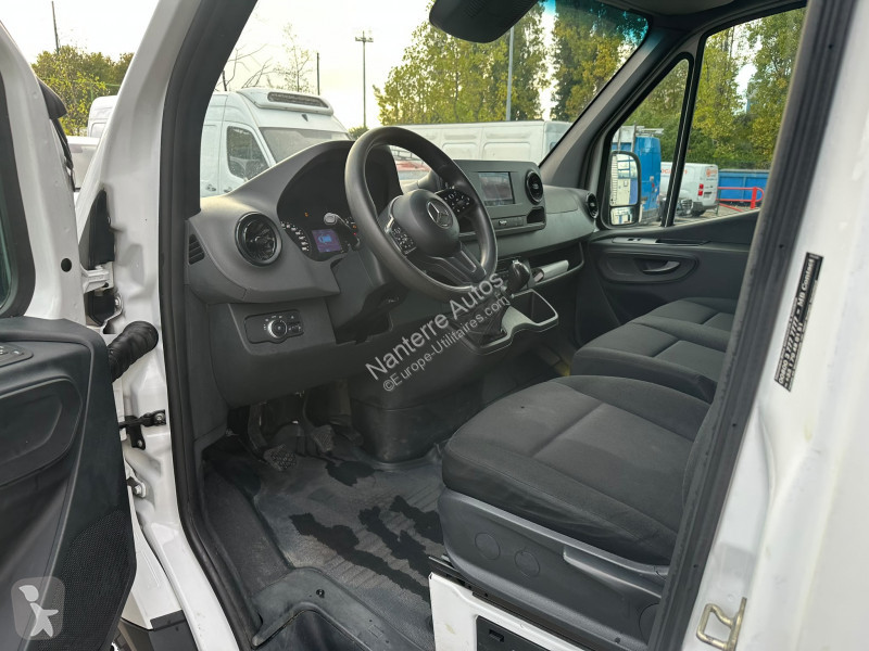 Véhicule utilitaire Mercedes SPRINTER FG ROUES...