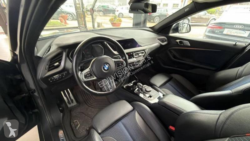 Véhicule utilitaire BMW