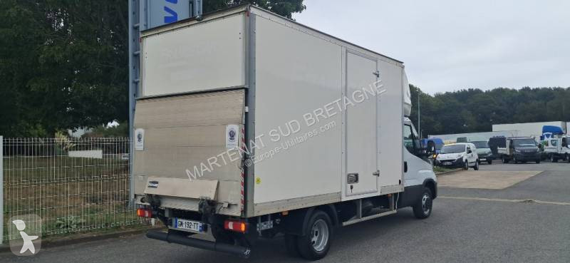 Veicolo commerciale Iveco 35C16
