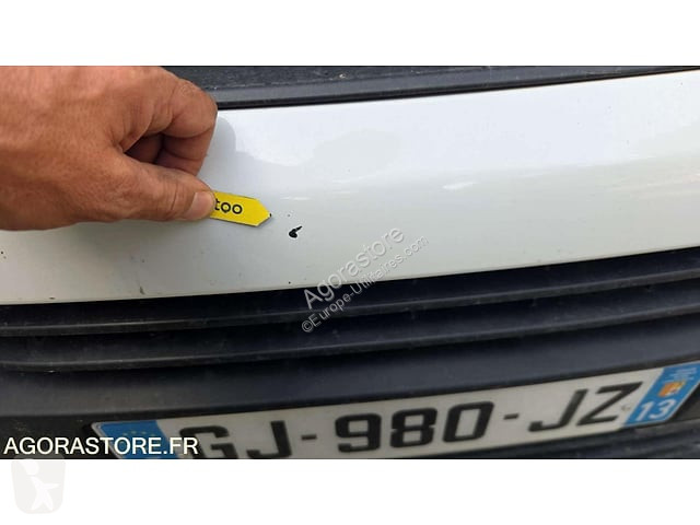 Коммерческий автомобиль