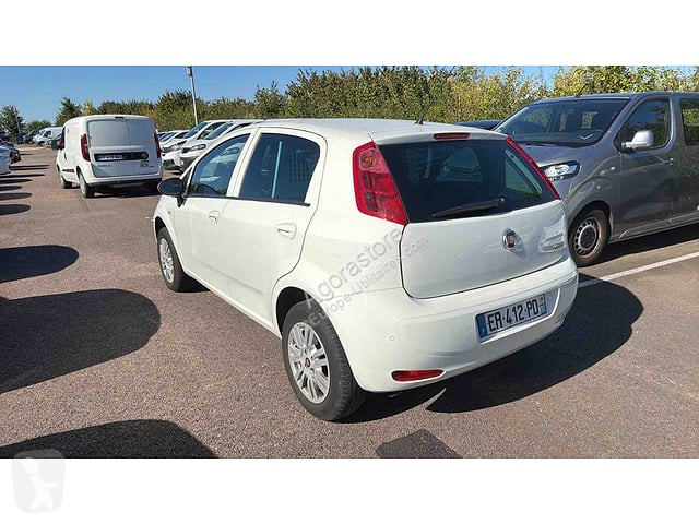 Коммерческий автомобиль Fiat PUNTO