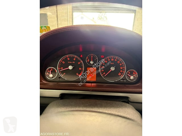 Коммерческий автомобиль