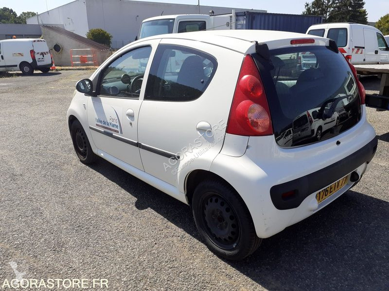 Samochód dostawczy Peugeot 107