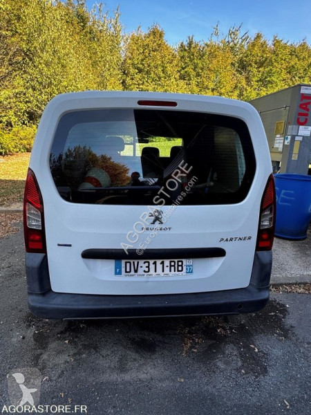 Samochód dostawczy Peugeot PARTNER